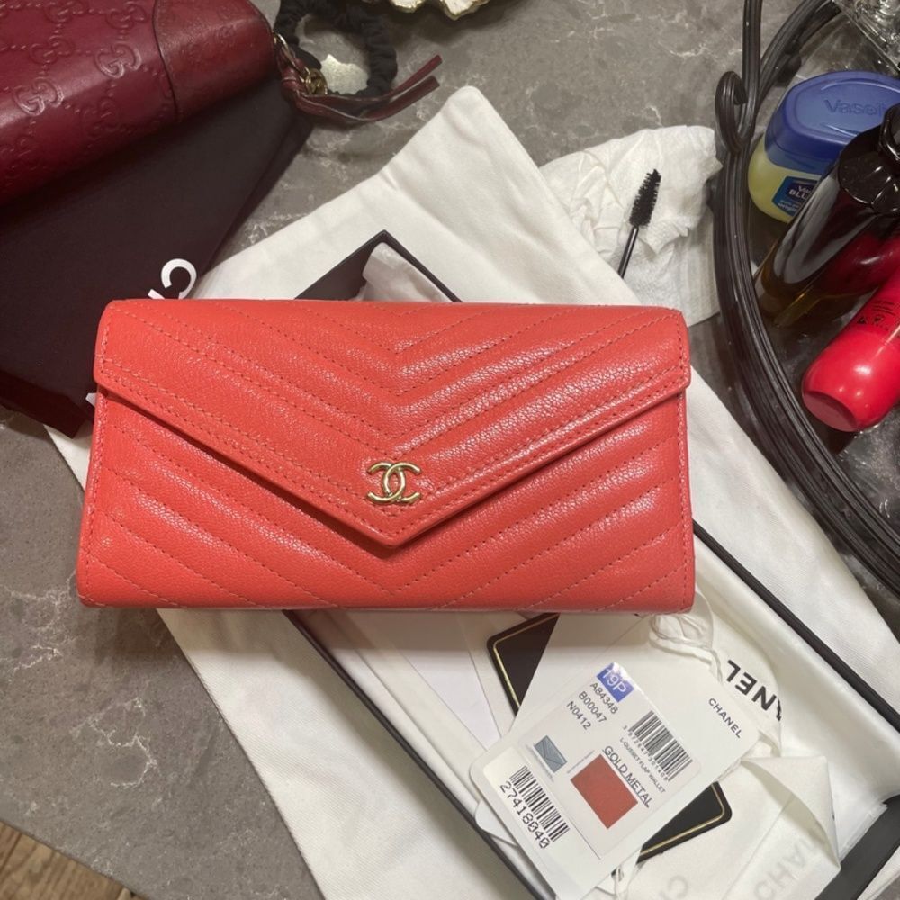 CC flap wallet - Picture 4 of 10